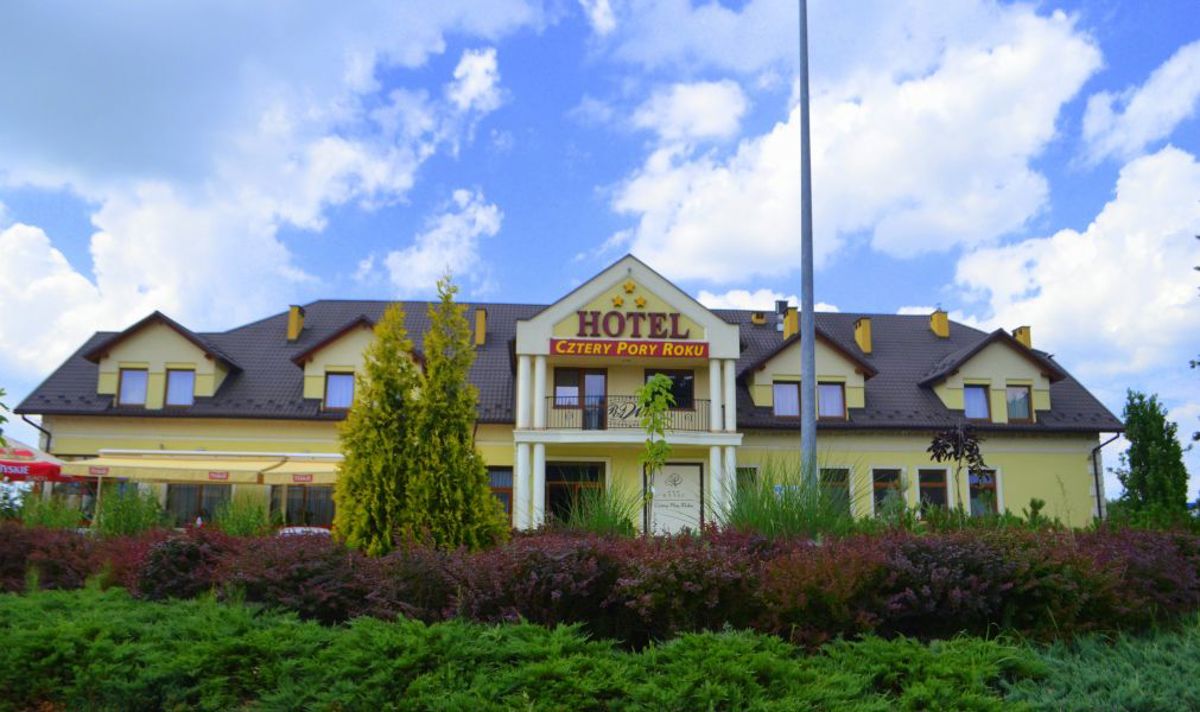 Hotel Cztery Pory Roku